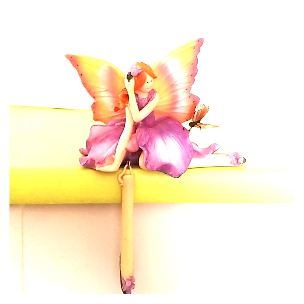 Sweet Sitting Fairy Decor